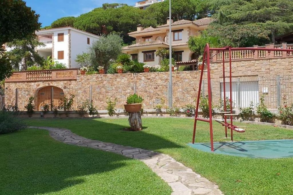 Somriu Apartament Fenals Platja Lloret de Mar Exterior photo